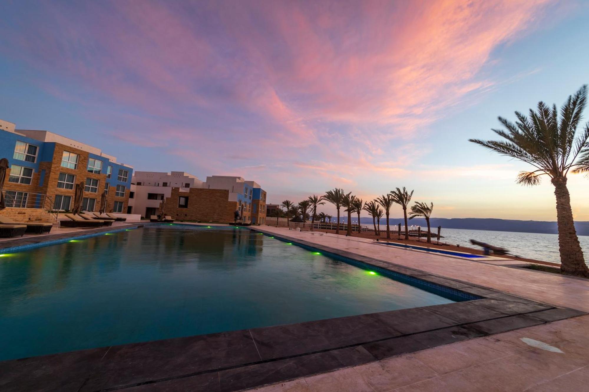 Luxotel Aqaba Beach Resort & Spa Only 15 Years Plus Exterior photo