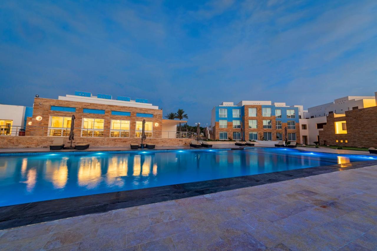 Luxotel Aqaba Beach Resort & Spa Only 15 Years Plus Exterior photo